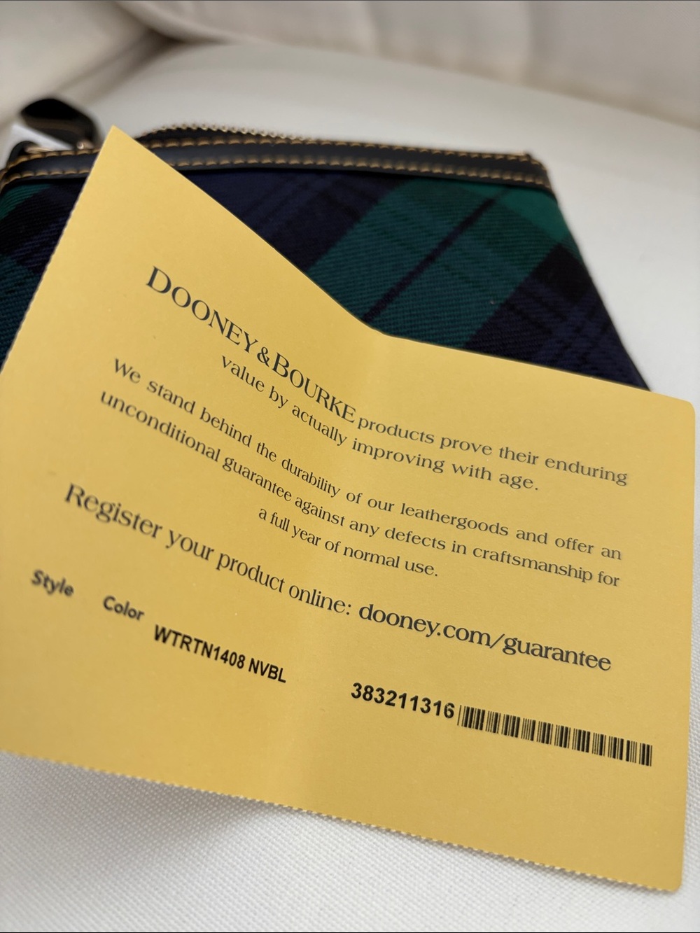 NWT - Dooney & Bourke Green and Navy Tartan Plaid Wristlet with Leather Trim - Picture 6 of 6